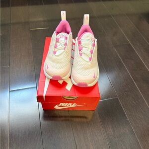 🩷 Nike Air Max 270 TD Sneakers 🩷